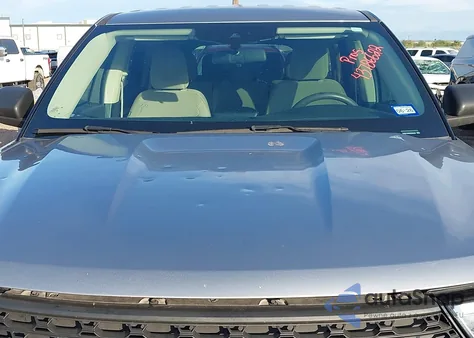 2021 Ford Explorer z USA, uszkodzony, nr VIN 1FMSK7BH0MGB63822